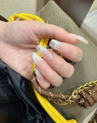 -蜜丝卡伦美甲美睫半永久