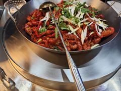 -涨巢·潮玩水疗局