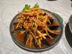 -巴厘龙虾·榜首油焖大虾(音乐学院·沿江酒馆店)