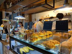 面包甜点陈列柜-仙峰天然面包(迎宾路店)