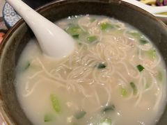 -香港ELEMENTS圆方