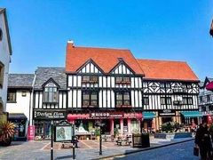 -钟书阁(松江泰晤士小镇店)