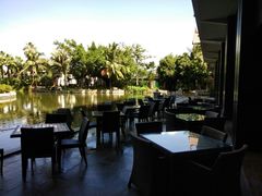 -三亚湾海居铂尔曼度假酒店