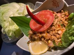 -大头虾越式风味餐厅(光明广场店)