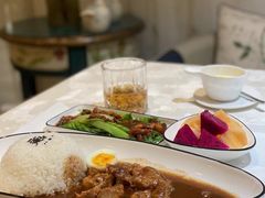 -燕庭·纯燕窝·甜品下午茶(南京西路店)