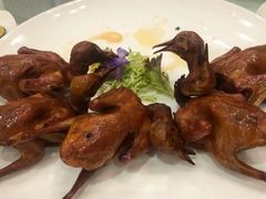 烤乳鸽-帝皇楼
