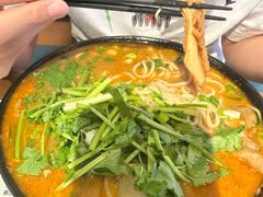 -肥汁米蘭香港米线(宁波路总店)