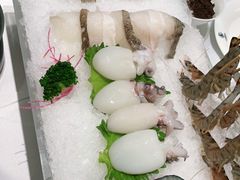 -红鼎豆捞·非遗鲍皇汤火锅(宝丰路店)