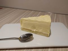 金枕榴莲雪域蛋糕-必胜客(嘉兴八佰伴店)