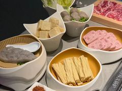 -海底捞火锅(长宁路龙之梦店)