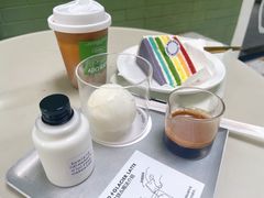 彩虹蛋糕-ADO KAFE(大学城店)