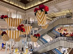 -乐蓬马歇百货公司(Rive Gauche)