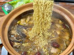 -威邵鸡煲(西华路总店)