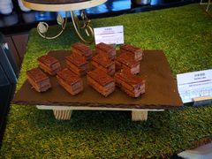 -唐拉雅秀酒店-西锦汇空中BBQ·思创餐厅