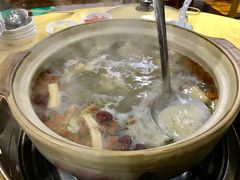 -濠轩阁特色生蚝火锅(水湾路店)