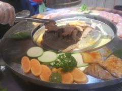 -哈哈碳都·牛肋条无限自助烤肉(台江万达店)