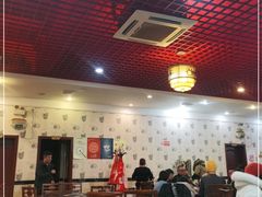 大堂-九尺赵老四鲜鹅肠火锅