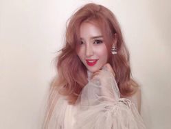 -朗峰专业美发沙龙
