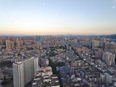 -世贸旋转自助餐厅(360°高空观景店)