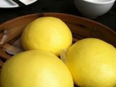 奶黄包-暨南大学（石牌校区）明湖楼