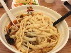 -顺溜·手工刀削面·黑金店(铜锣湾店)