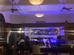 -LONG BAR 廊吧(外滩华尔道夫酒店)