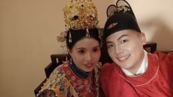 -雪中彩影婚纱摄影·微光艺术中心