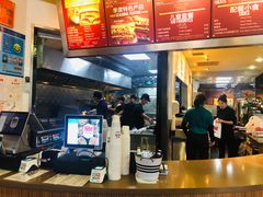 -The Habit Burger Grill 哈比特汉堡(复兴soho店)