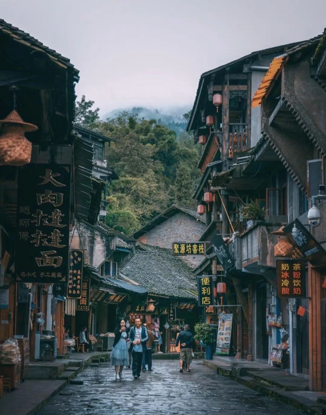 🏞️成都周边这个小镇,一下雨就变成了江南!