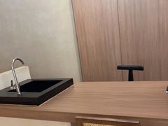 -灸春堂·艾灸·痛症·整脊连锁(之江银泰店)