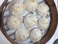 -馋三尺蟹粉小笼(人民广场店)