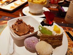 -四海一家自助餐(益田假日广场店)