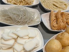 -光头药膳鸡(莱茵小镇店)