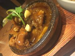 -云海肴·汽锅鸡·云南菜(天山百盛优客店)