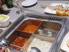 -海底捞火锅(金山百联店)