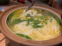 -云海肴·汽锅鸡·云南代表菜(浦江欢乐颂店)