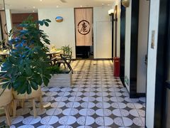 -鹿港小镇(霄云店)