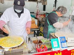 -正宗杂粮煎饼香软鸡蛋饼