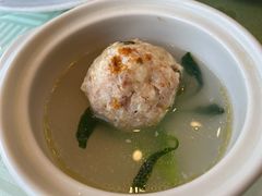 蟹粉狮子头-怡园饭店-餐厅(四望亭店)