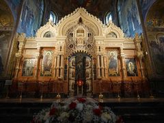 -滴血救世主教堂