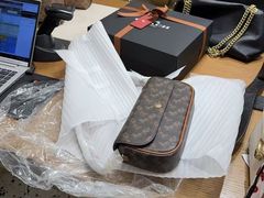 -COACH蔻驰(华润万象城店)