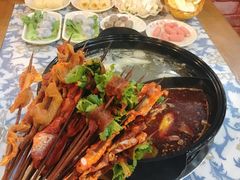 -灌县老妈砂锅串串香(万科红生活广场店)