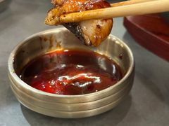 -围炉肉舍•炭烤活鳗•丹东海鲜烤肉(步行街店)