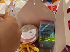 -麦当劳(中山公园龙之梦店)