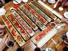 -胡须哥网红竹筒菜