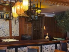 -八府香鸭·啫啫煲(华山路店)