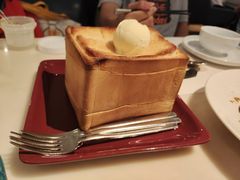 -港丽餐厅(高德置地店)