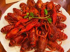 -郑东靓靓虾馆·金牌油焖大虾(天泽街店)