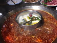 -牛员外鲜切牛肉火锅