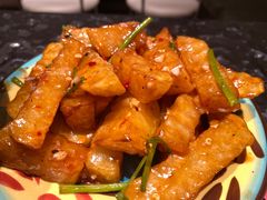 -粉八·云南米线·建水烧烤(常熟路店)